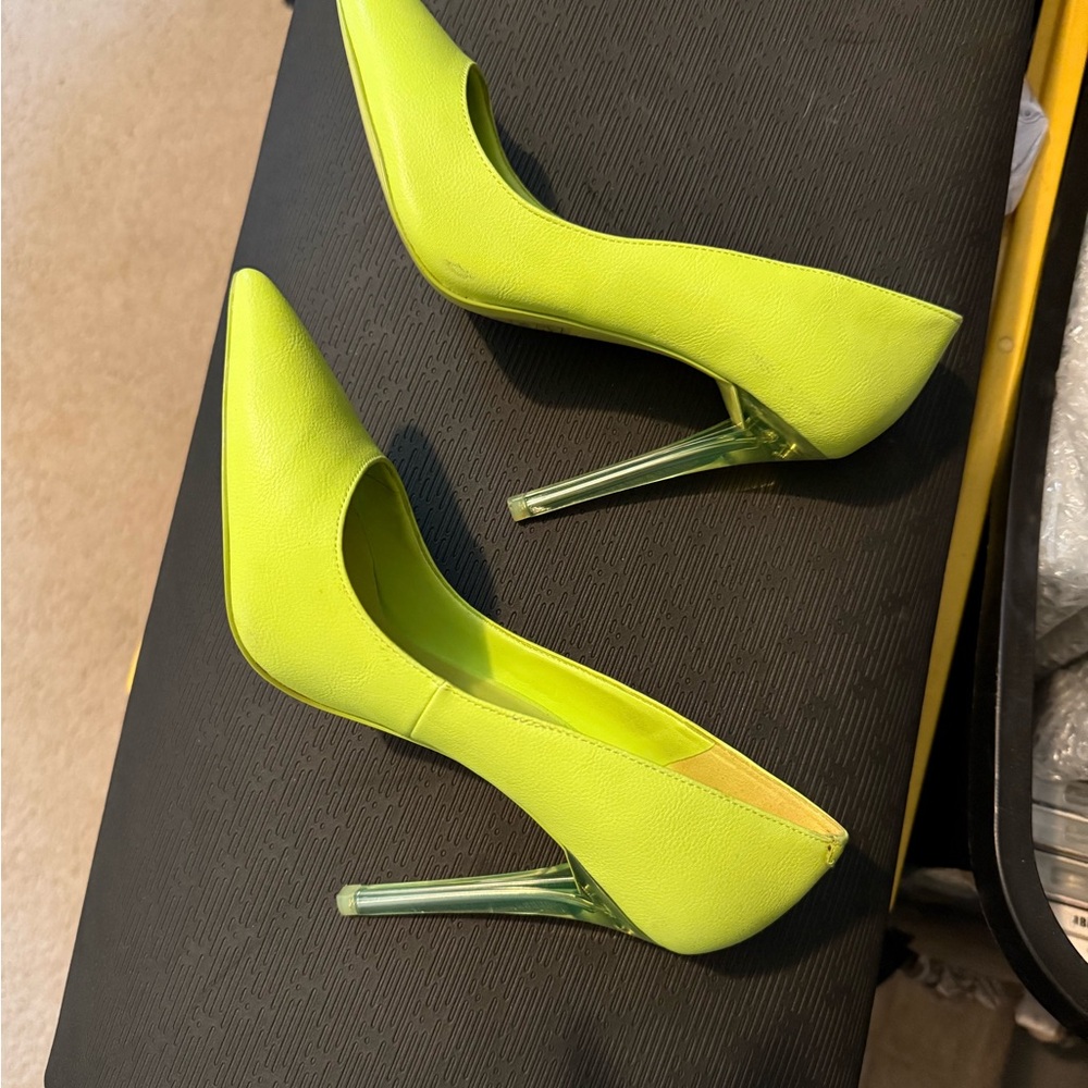 Aldo Green Heels Vibrant Pump Style